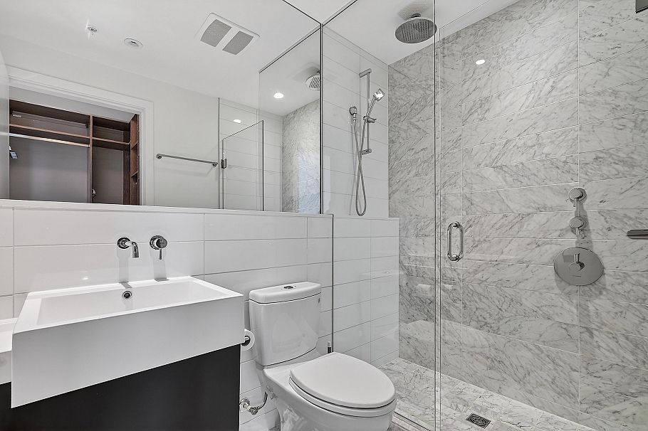 512 133 E 8th Avenue Vancouver, BC - 25