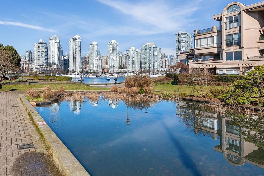 413 525 Wheelhouse Square Vancouver, BC - 31