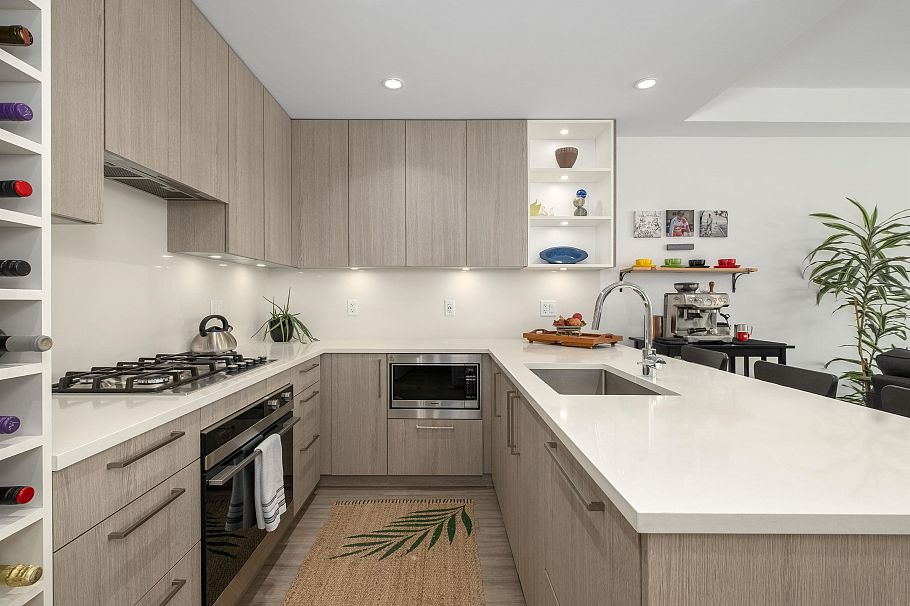 111 747 E 3rd Street North Vancouver, BC - 14