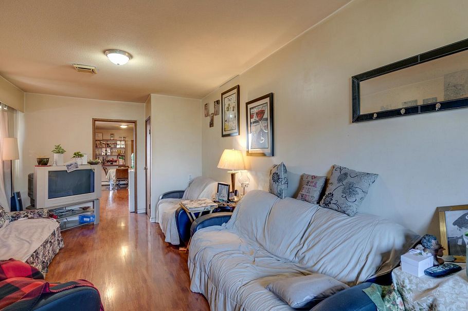 3254 E 5th Avenue Vancouver, BC - 7