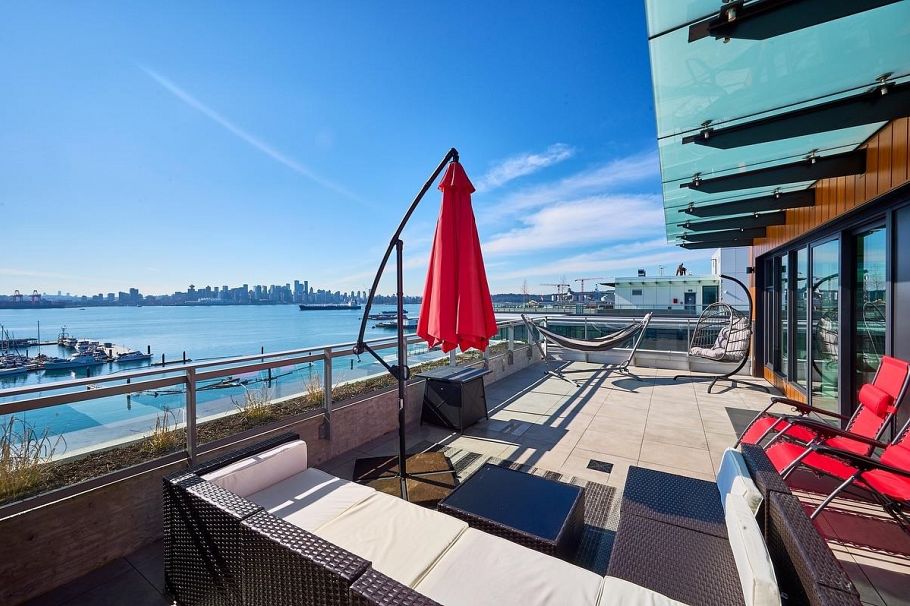 807 755 Harbourside Drive North Vancouver, BC - 3