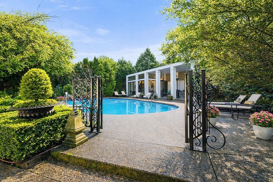 1248 Tecumseh Avenue Vancouver, BC - 1