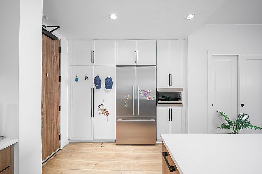 208 6933 Cambie Street Vancouver, BC - 7