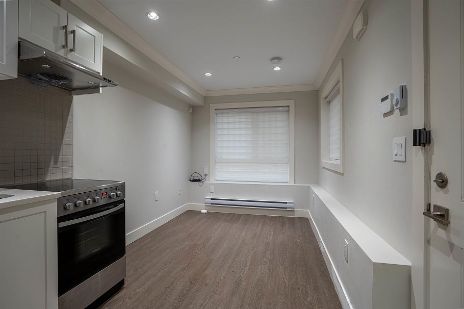 1895 W 60th Avenue West Vancouver, BC - 21