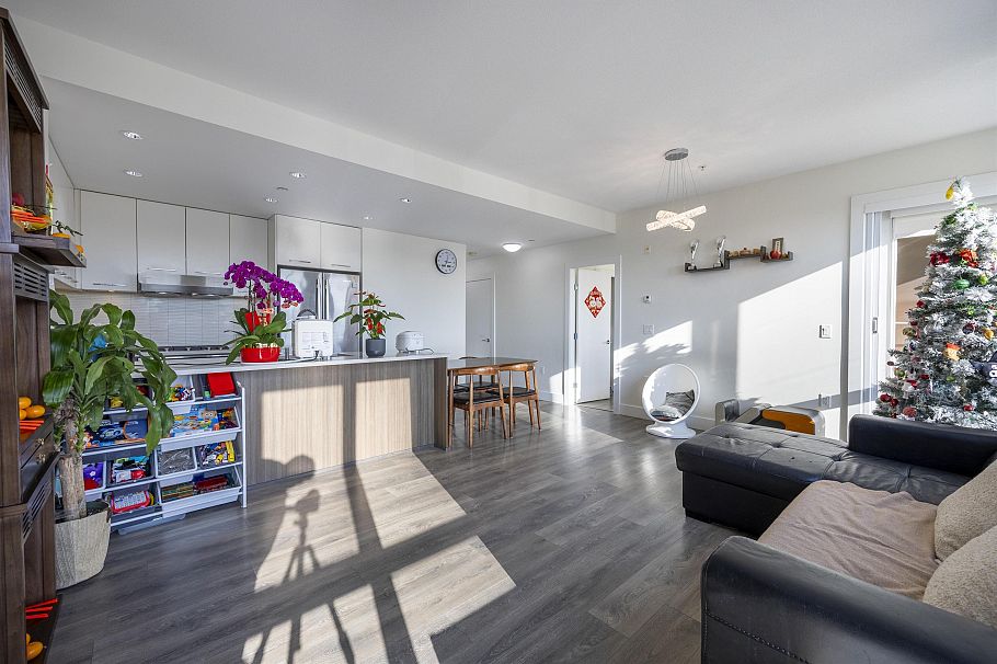 305 8580 River District Crossing Vancouver, BC - 6