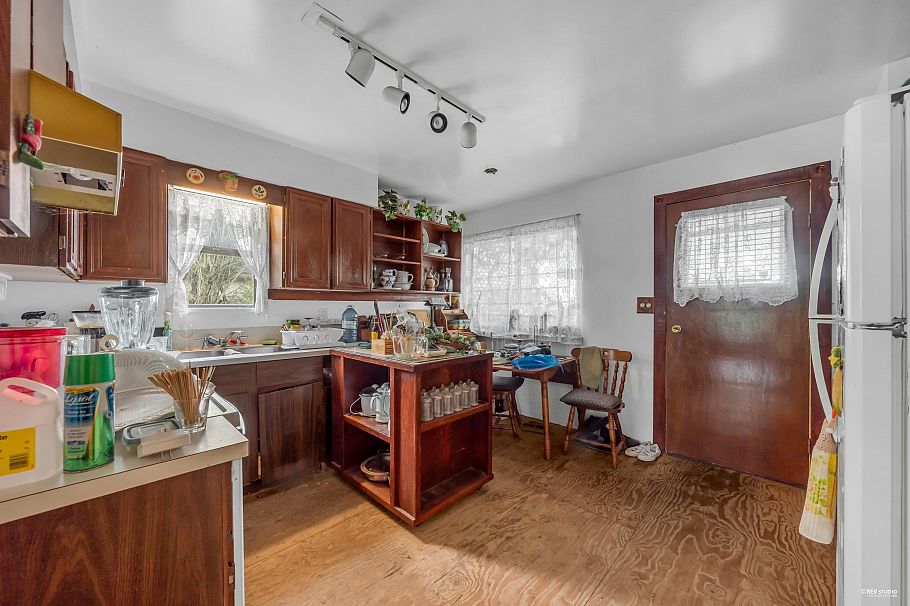 3550 Boundary Road Burnaby, BC - 5