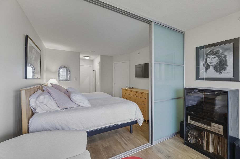 1102 151 W 2nd Street North Vancouver, BC - 27