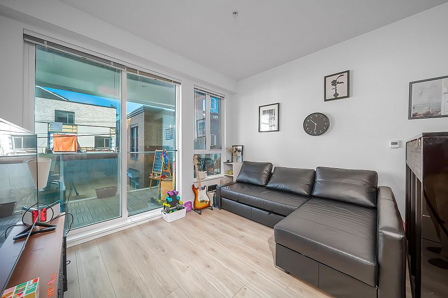 208 6933 Cambie Street Vancouver, BC - 16