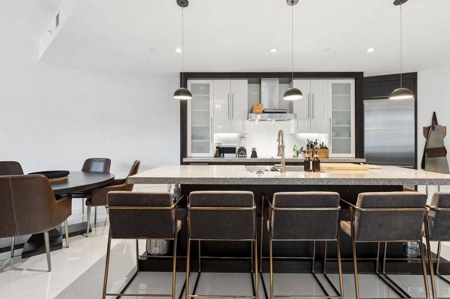 304 1102 Hornby Street Vancouver, BC - 12