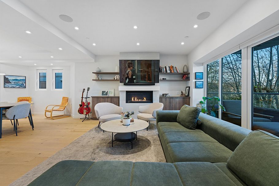 2142 W 1st Avenue Vancouver, BC - 7