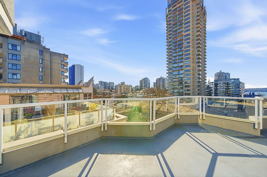 702 1771 Nelson Street Vancouver, BC - 34