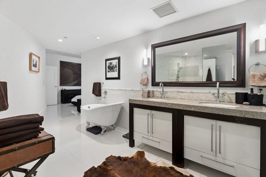 304 1102 Hornby Street Vancouver, BC - 22