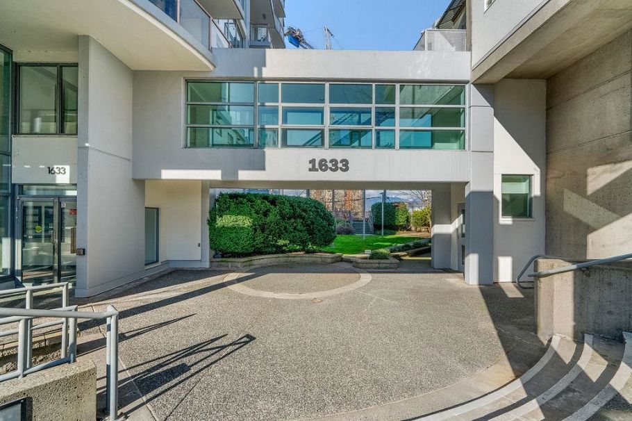 404 1633 W 8th Avenue Vancouver, BC - 29