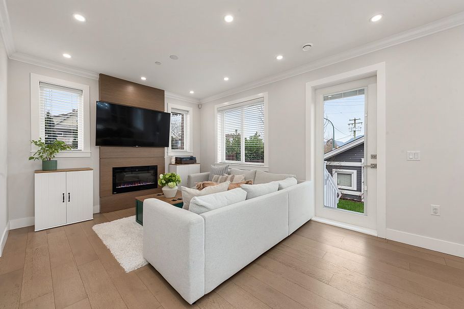 2876 Clark Drive Vancouver, BC - 1