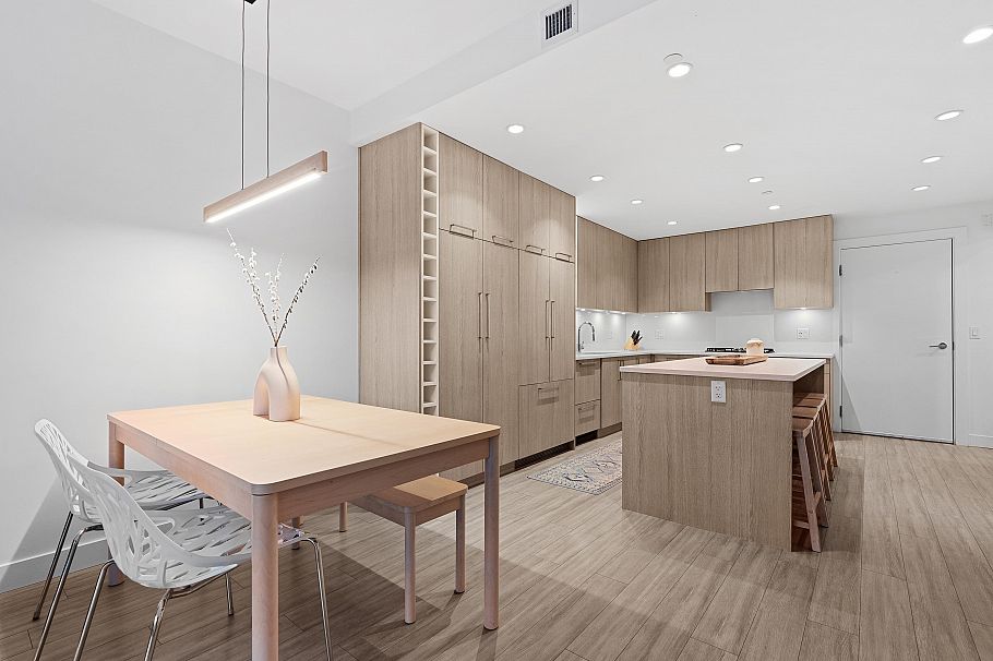 107 733 E 3rd Street North Vancouver, BC - 7