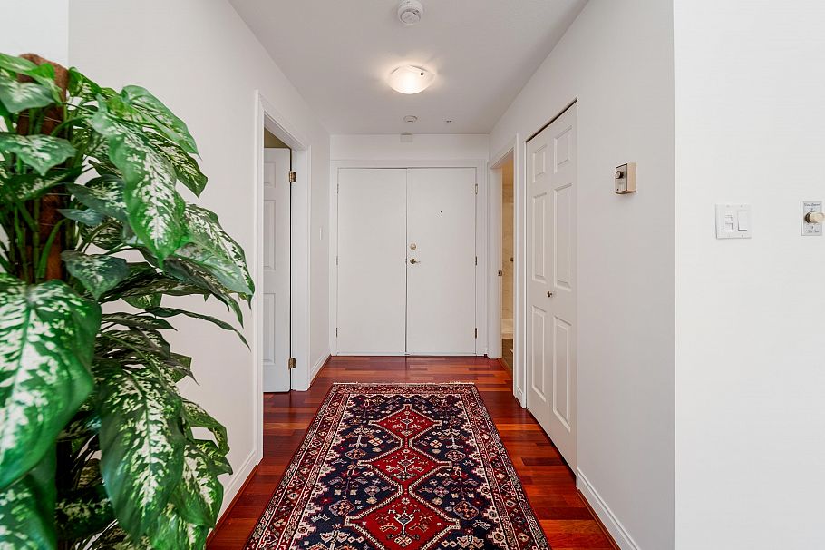 PH3 865 W 15 Avenue Vancouver, BC - 14