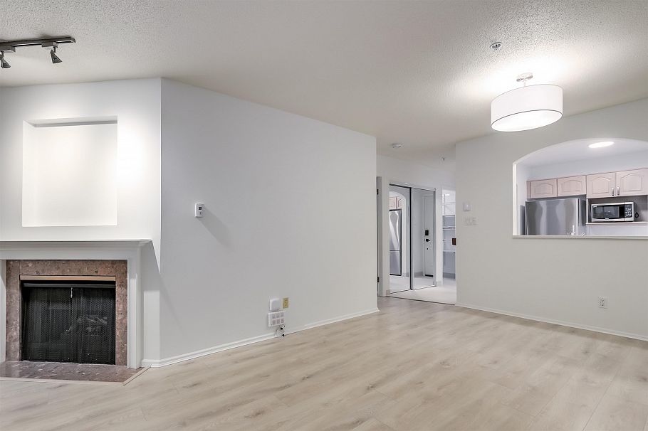 118 1869 Spyglass Place Vancouver, BC - 4