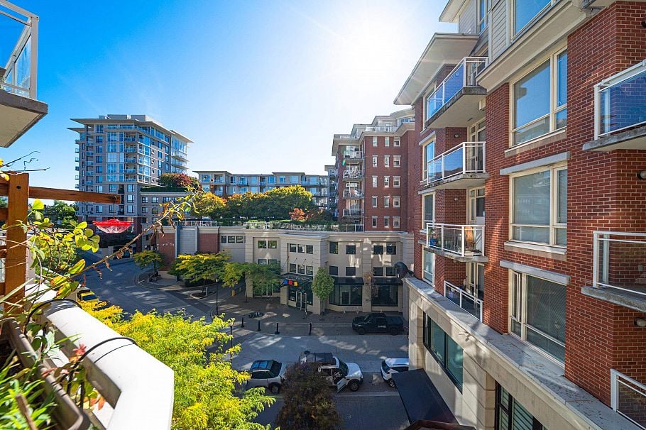 420 4028 Knight Street Vancouver, BC - 18