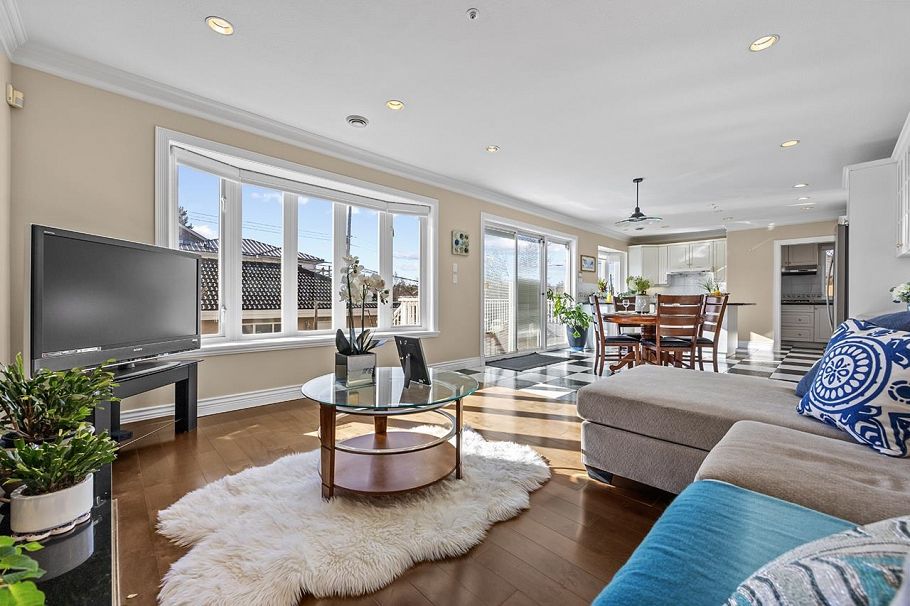 2288 W 20th Avenue Vancouver, BC - 16