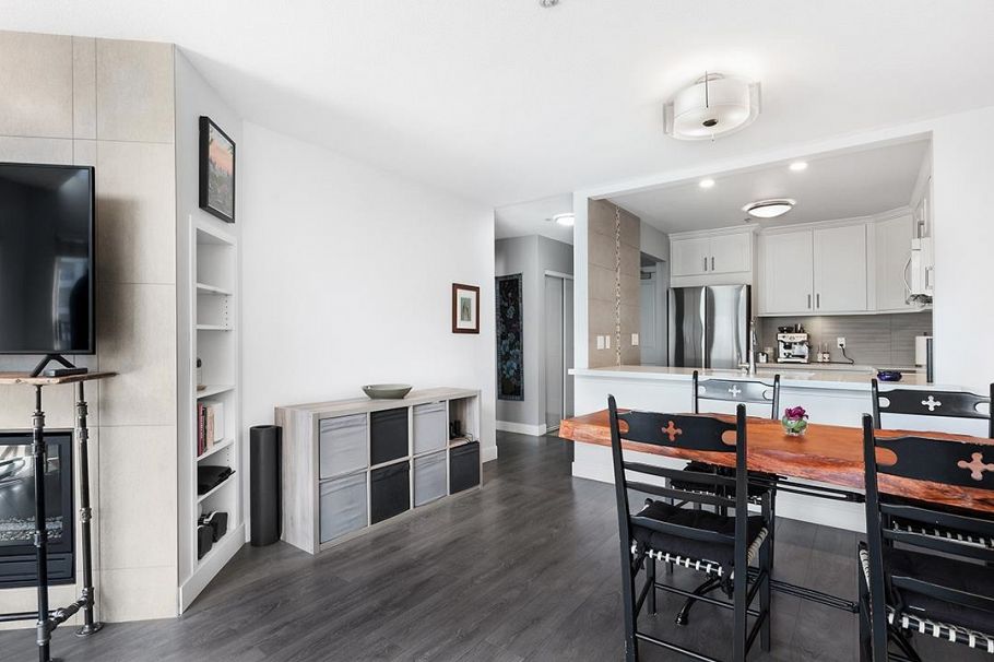 413 525 Wheelhouse Square Vancouver, BC - 11