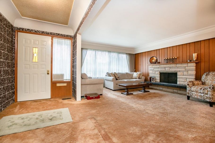 2435 E 49th Avenue Vancouver, BC - 5