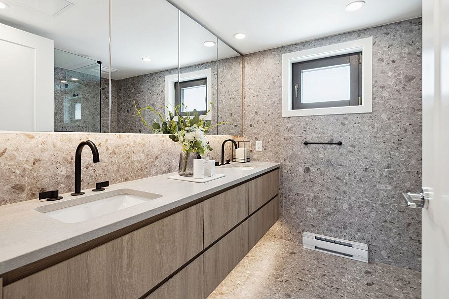 6312 Oak Street Vancouver, BC - 9