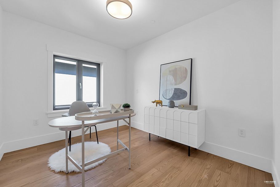 1 1722 W 68th Avenue Vancouver, BC - 10