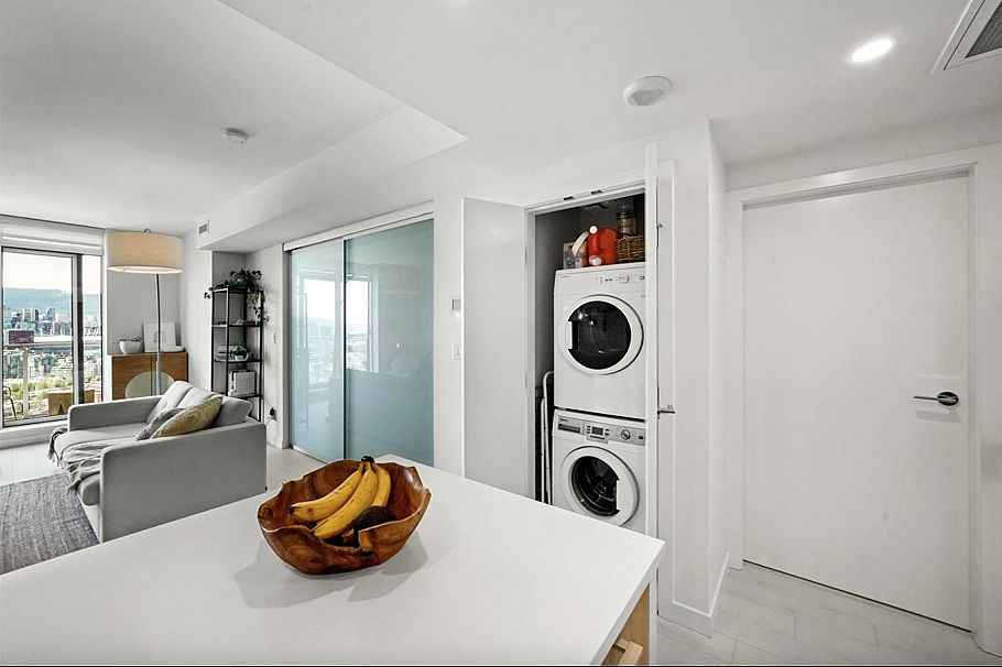 1911 285 E 10th Avenue Vancouver, BC - 13