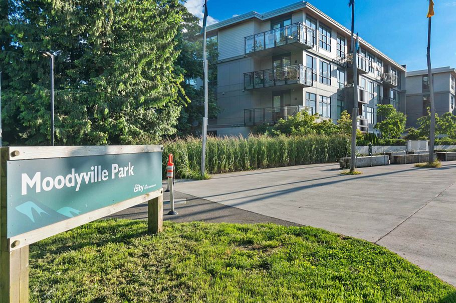 107 733 E 3rd Street North Vancouver, BC - 32