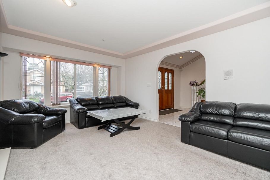 726 E 56th Avenue Vancouver, BC - 6