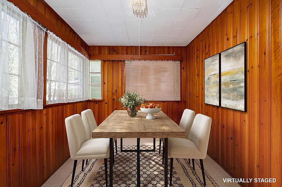 2212 Old Dollarton Road North Vancouver, BC - 10