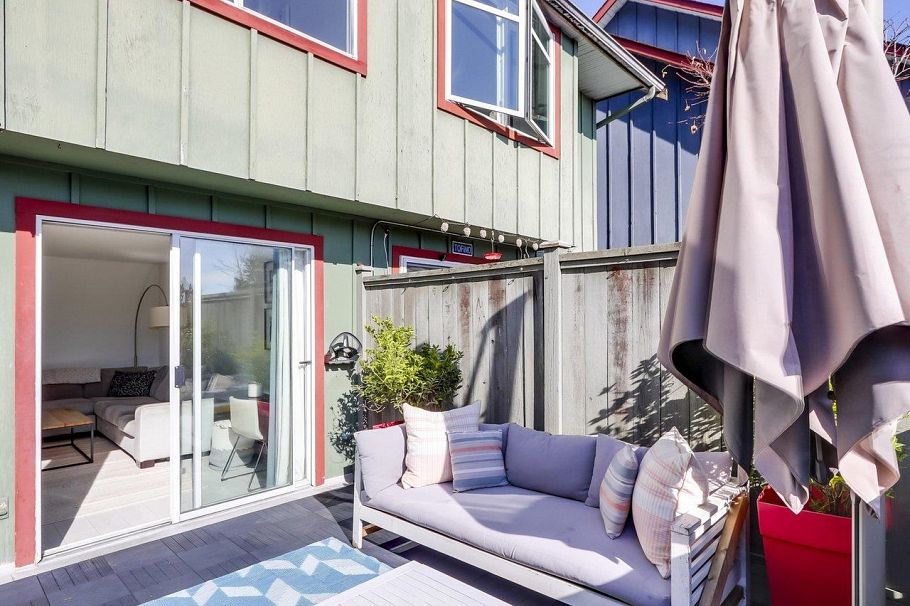 29 900 W 17th Street North Vancouver, BC - 10