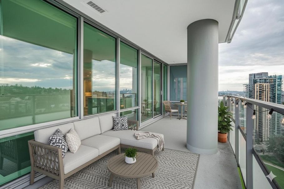 2201 1500 Fern Street North Vancouver, BC - 5