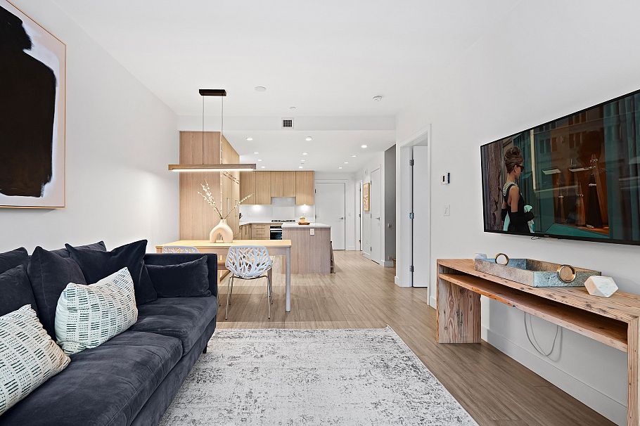 107 733 E 3rd Street North Vancouver, BC - 6