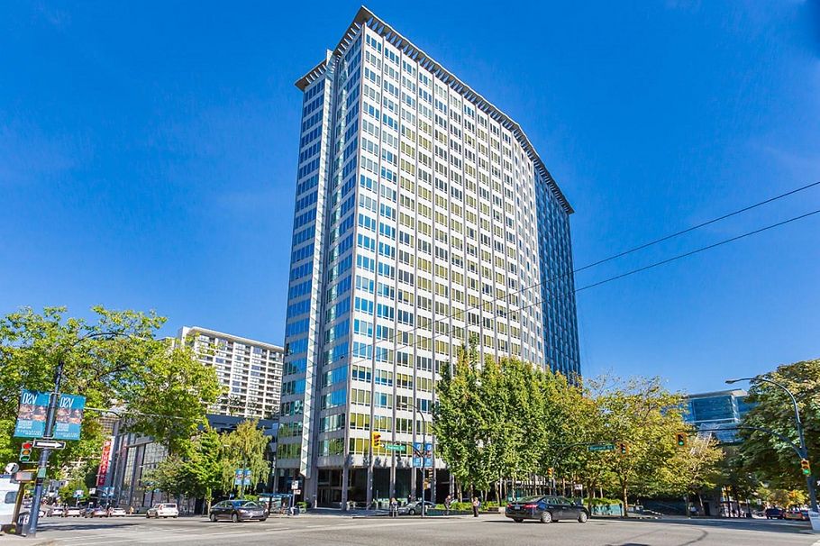 2106 989 Nelson Street Vancouver, BC - 34