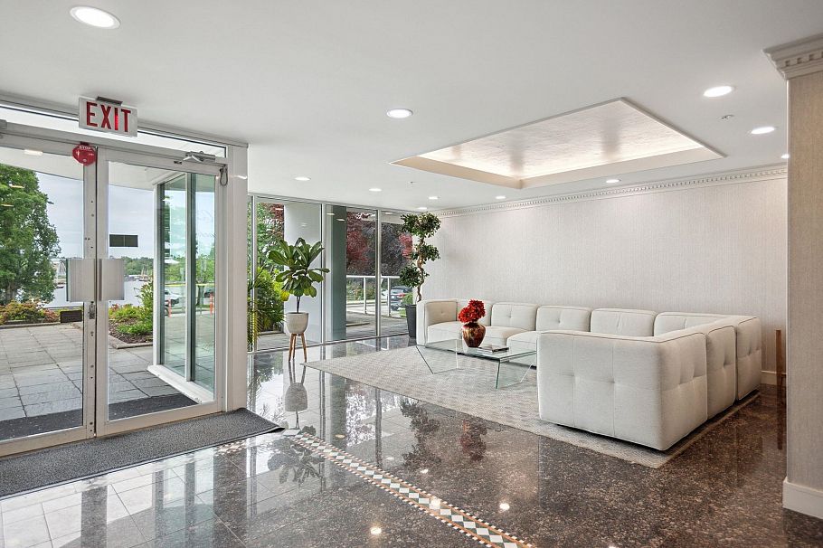 5A 1403 Beach Avenue Vancouver, BC - 5