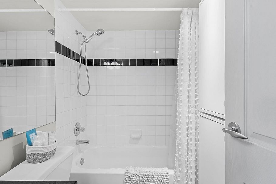 305 33 N Templeton Drive Vancouver, BC - 16