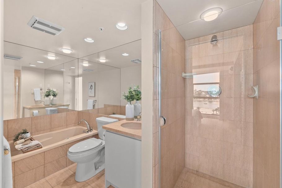 404 1233 Beach Avenue Vancouver, BC - 17