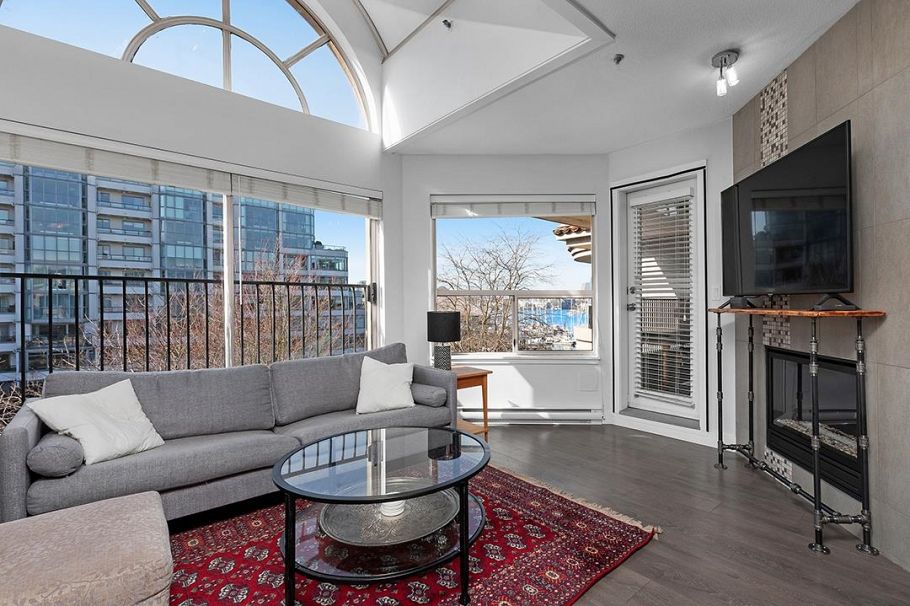 413 525 Wheelhouse Square Vancouver, BC - 3