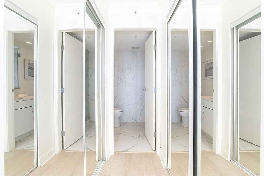 302 1438 Richards Street Vancouver, BC - 16