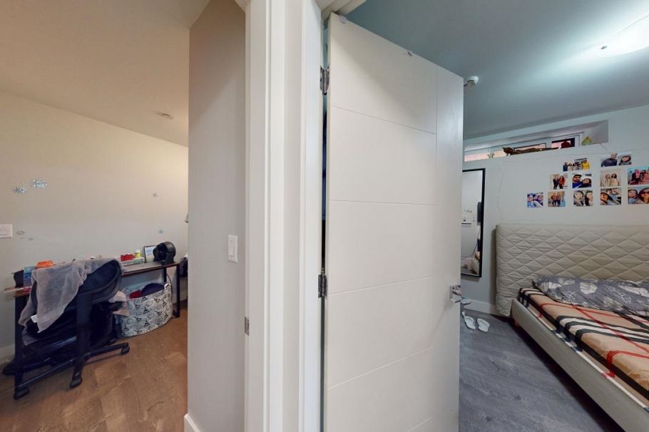 3317 E 3rd Avenue Vancouver, BC - 39