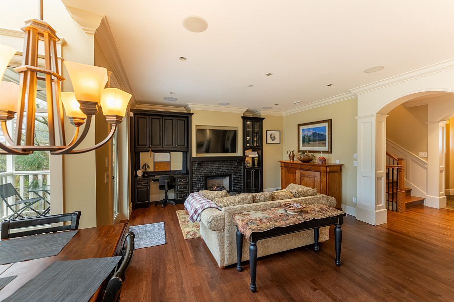 3939 W 14th Avenue Vancouver, BC - 9