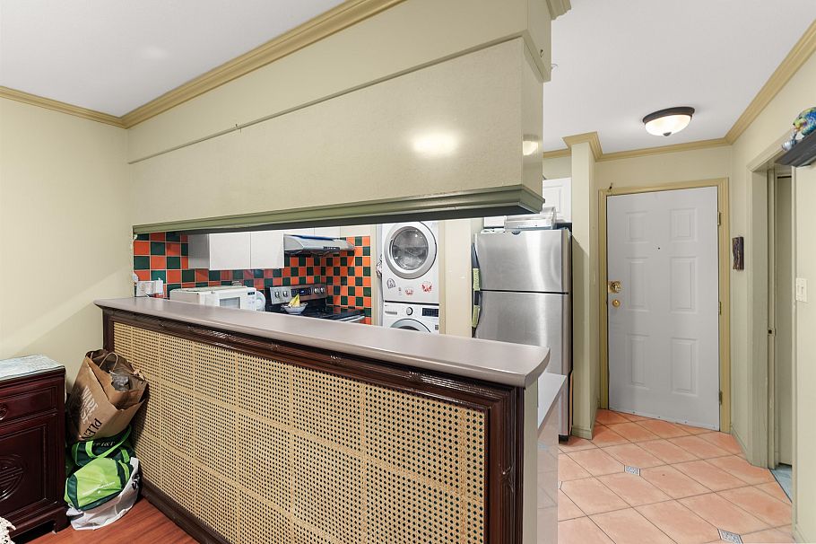 308 1823 E Georgia Street Vancouver, BC - 16