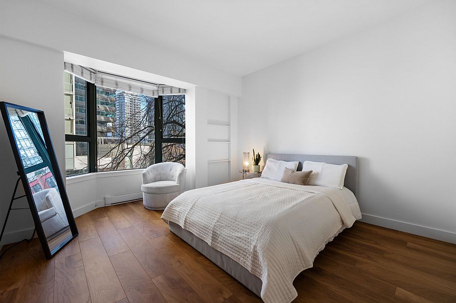 203 1238 Melville Street Vancouver, BC - 25