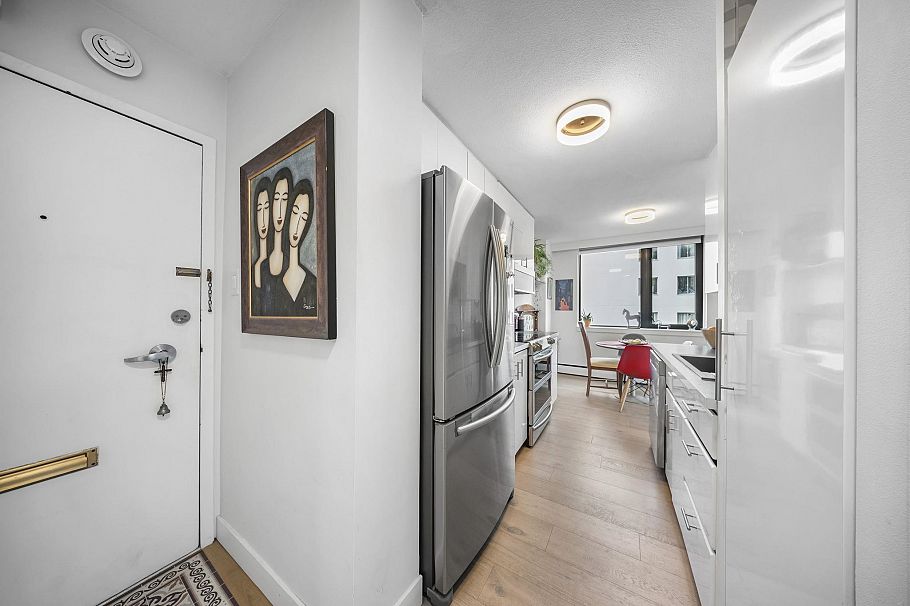 301 1330 Harwood Street Vancouver, BC - 16