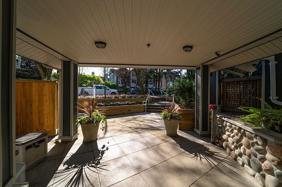 PH3 865 W 15 Avenue Vancouver, BC - 3