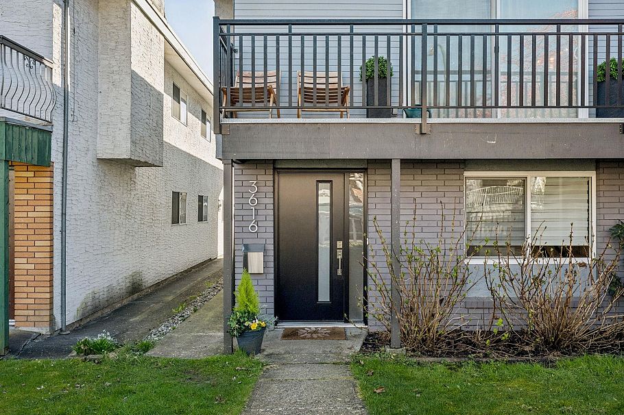 3616 E Georgia Street Vancouver, BC - 2