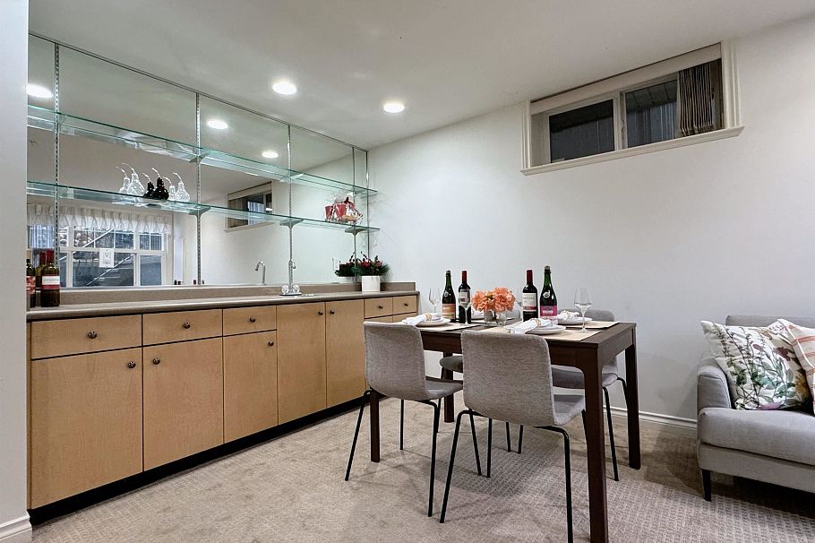 2818 W 19th Avenue Vancouver, BC - 33