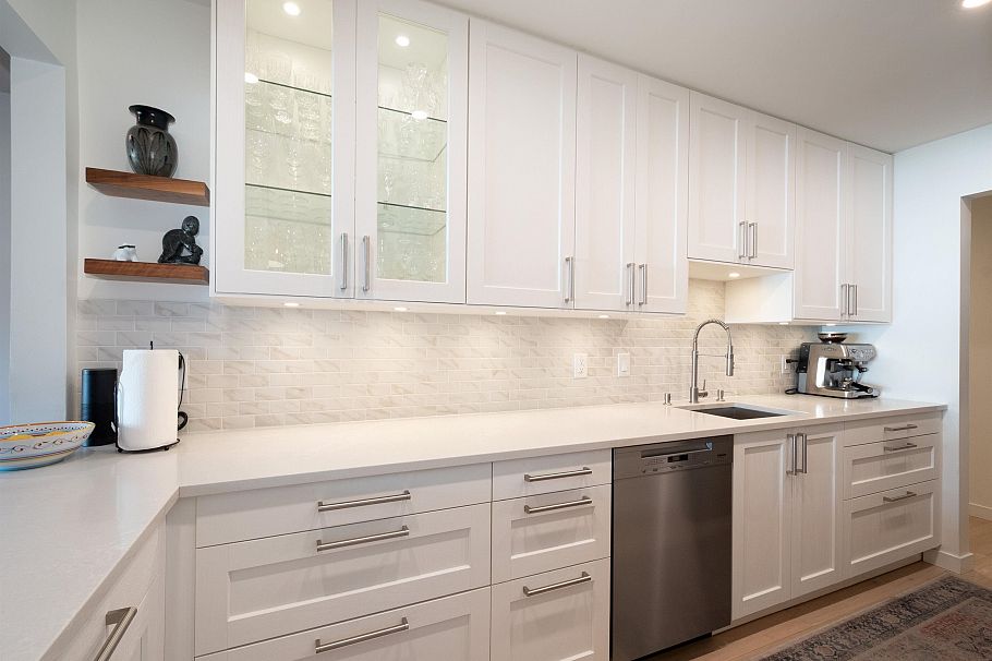 212 2255 York Avenue Vancouver, BC - 11