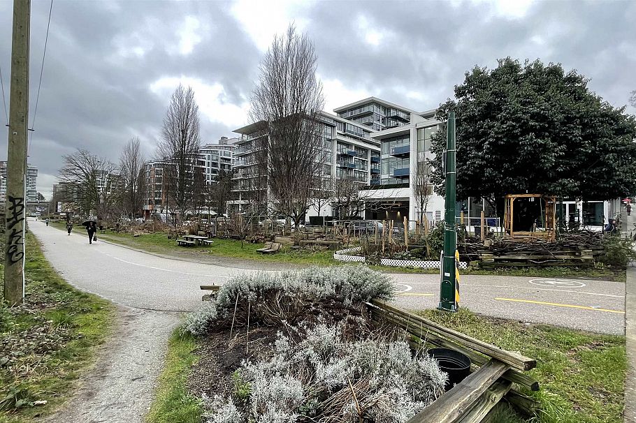 323 1777 W 7th Avenue Vancouver, BC - 29